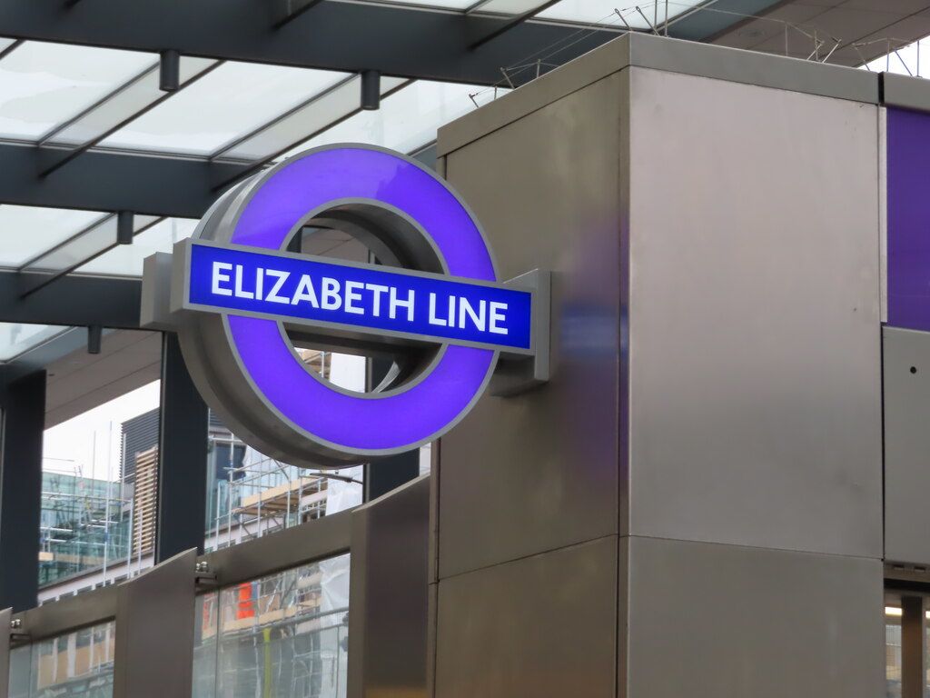 Elizabeth Line sign